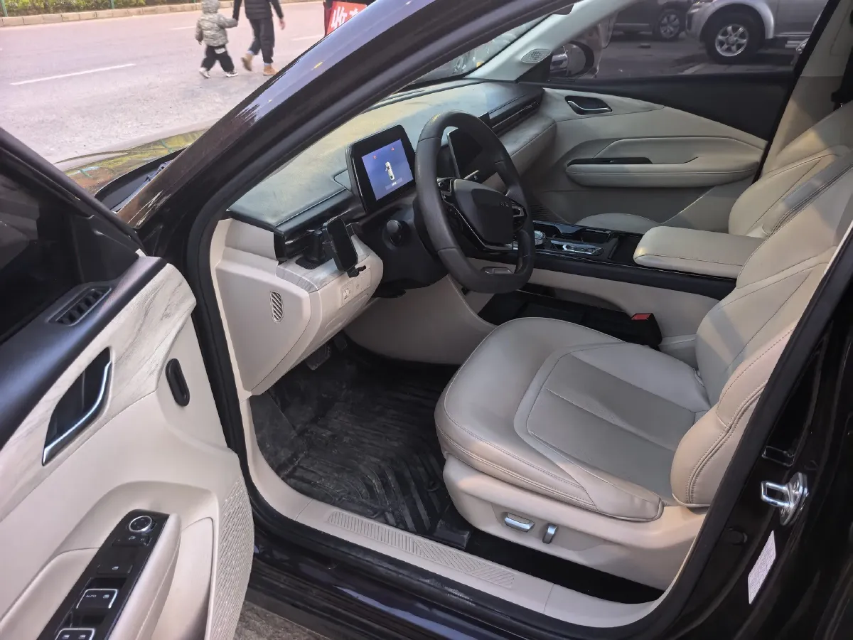 2023 WuLing XingGuang 1.5L 106HP L4 E-CVT PHEV 9.5KWH,autocango,china used car exporter,china ev exporter,chinese used car exporter,chinese used ev exporter