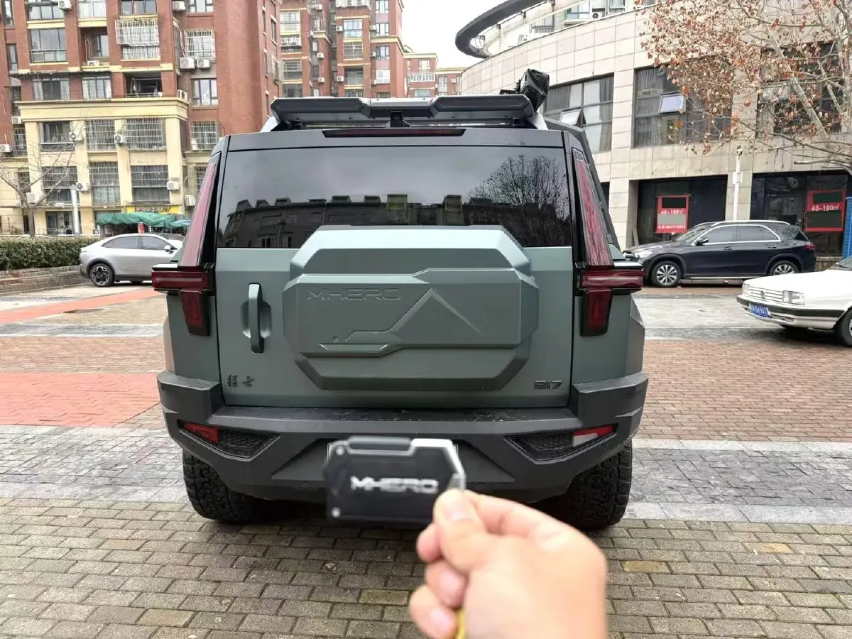 2023 M Hero 917 REEV 197HP 2AT REEV 65.8KWH,autocango,china used car exporter,china ev exporter,chinese used car exporter,chinese used ev exporter