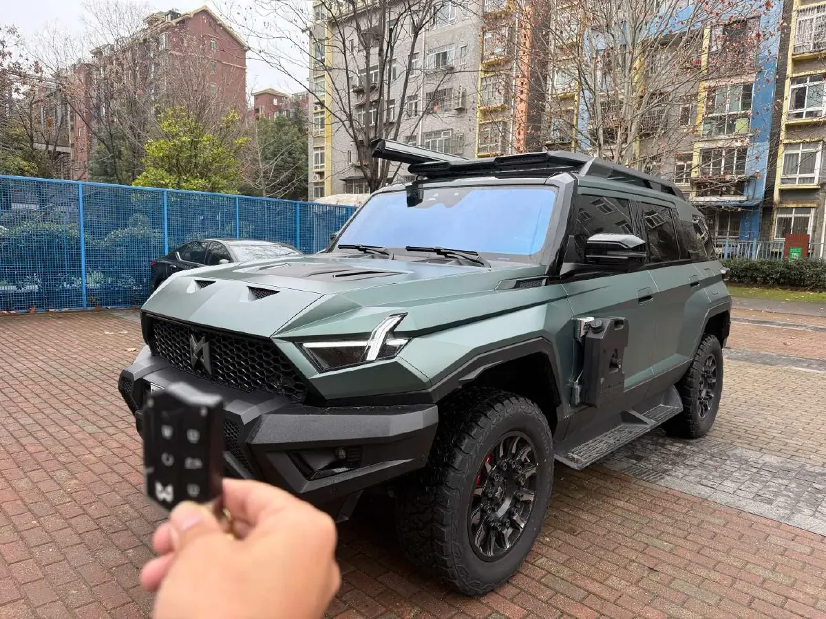 2023 M Hero 917 REEV 197HP 2AT REEV 65.8KWH,autocango,china used car exporter,china ev exporter,chinese used car exporter,chinese used ev exporter