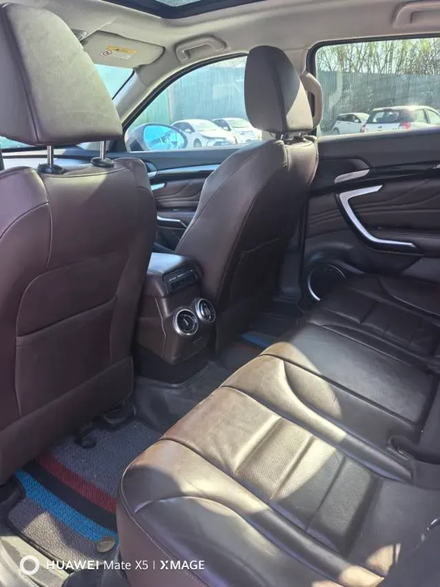 2017 WEY VV7 2.0T 234HP L4 7DCT,autocango,china used car exporter,china ev exporter,chinese used car exporter,chinese used ev exporter