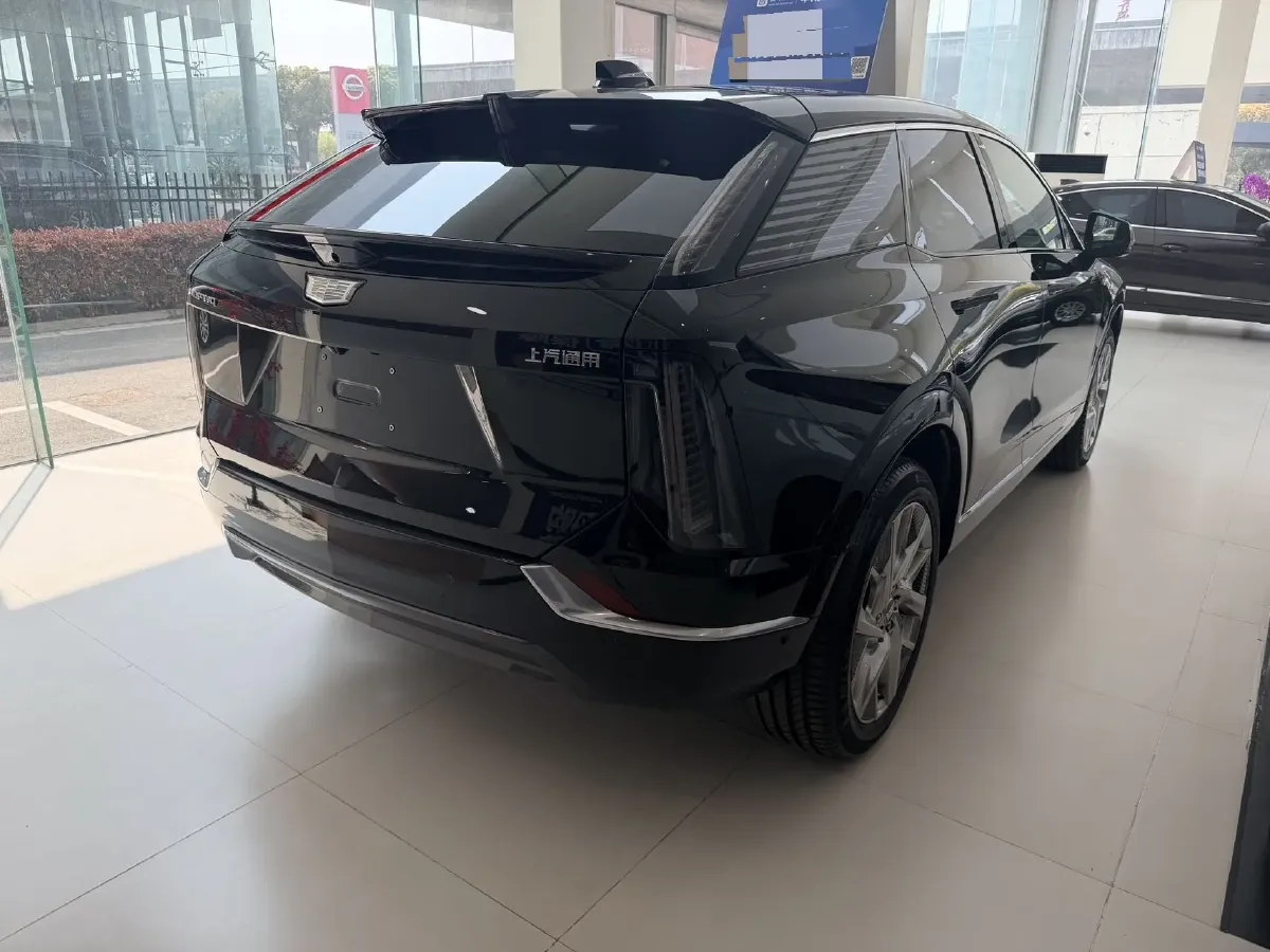 2024 Cadillac OPTIQ BEV 68.4KWH,autocango,china used car exporter,china ev exporter,chinese used car exporter,chinese used ev exporter