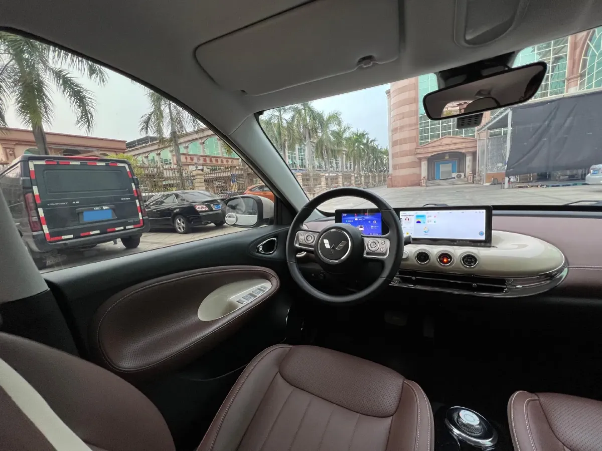 2023 WuLing BinGuo BEV 31.9KWH,autocango,china used car exporter,china ev exporter,chinese used car exporter,chinese used ev exporter