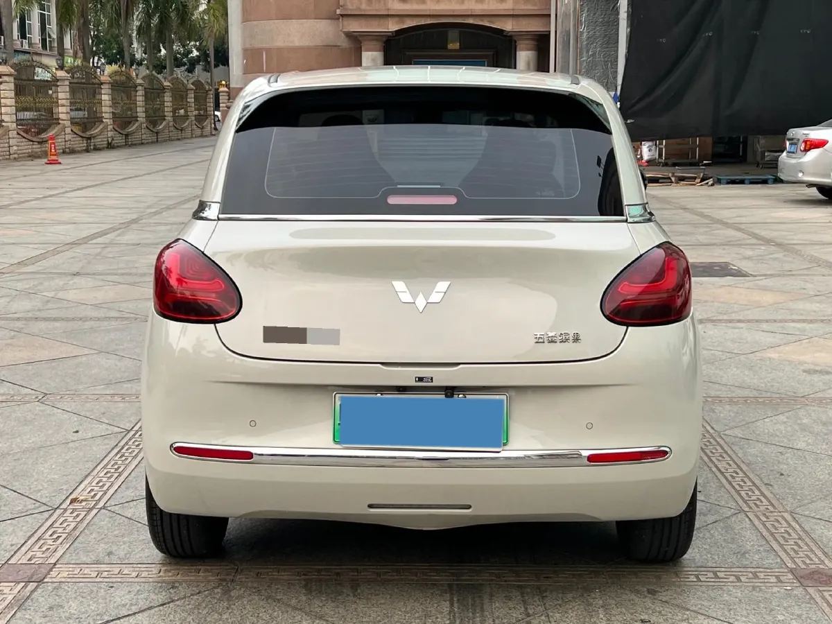 2023 WuLing BinGuo BEV 31.9KWH,autocango,china used car exporter,china ev exporter,chinese used car exporter,chinese used ev exporter