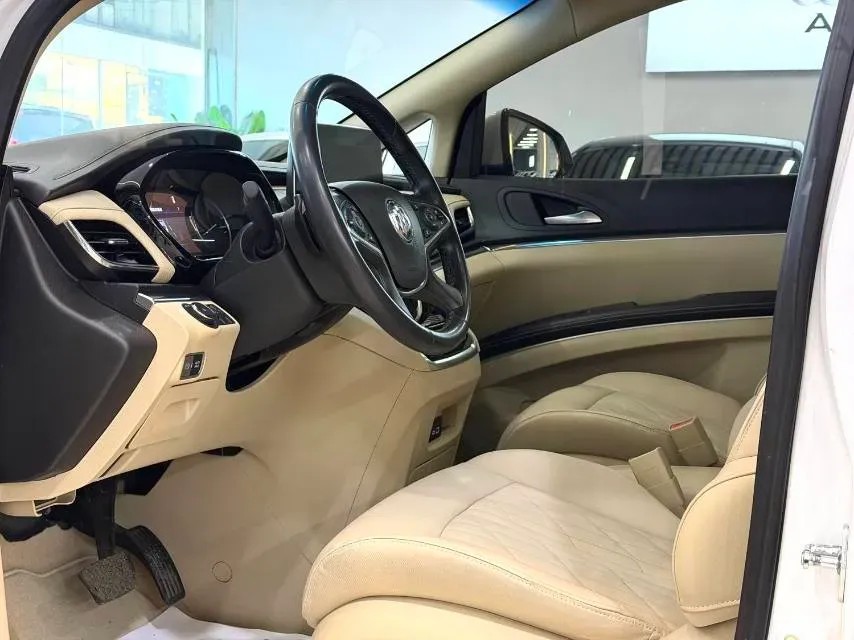 2022 Buick GL8 2.0T 237HP L4 9AT,autocango,china used car exporter,china ev exporter,chinese used car exporter,chinese used ev exporter