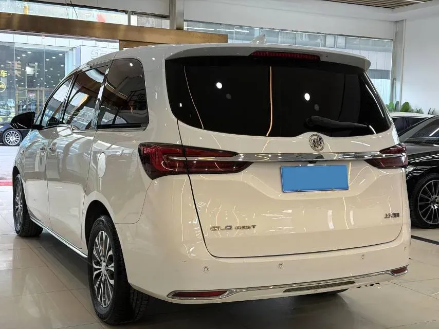 2022 Buick GL8 2.0T 237HP L4 9AT,autocango,china used car exporter,china ev exporter,chinese used car exporter,chinese used ev exporter