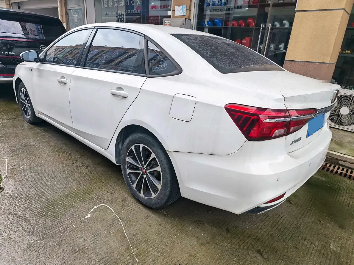 2020 Roewe i6 1.6L 125HP L4 CVT,autocango,china used car exporter,china ev exporter,chinese used car exporter,chinese used ev exporter
