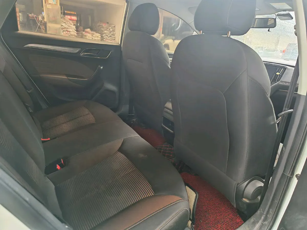 2020 Roewe i6 1.6L 125HP L4 CVT,autocango,china used car exporter,china ev exporter,chinese used car exporter,chinese used ev exporter