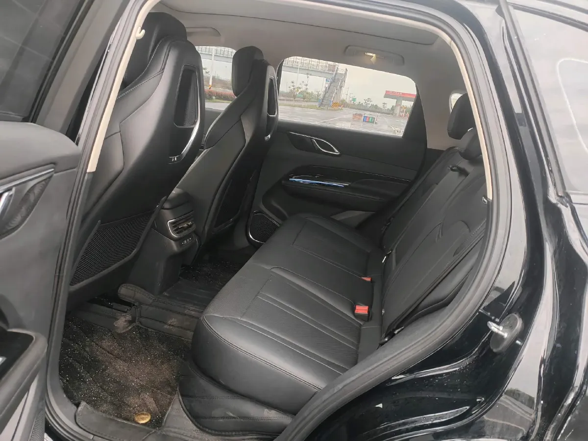 2024 HongQi HS3 1.5T 169HP L4 7DCT,autocango,china used car exporter,china ev exporter,chinese used car exporter,chinese used ev exporter