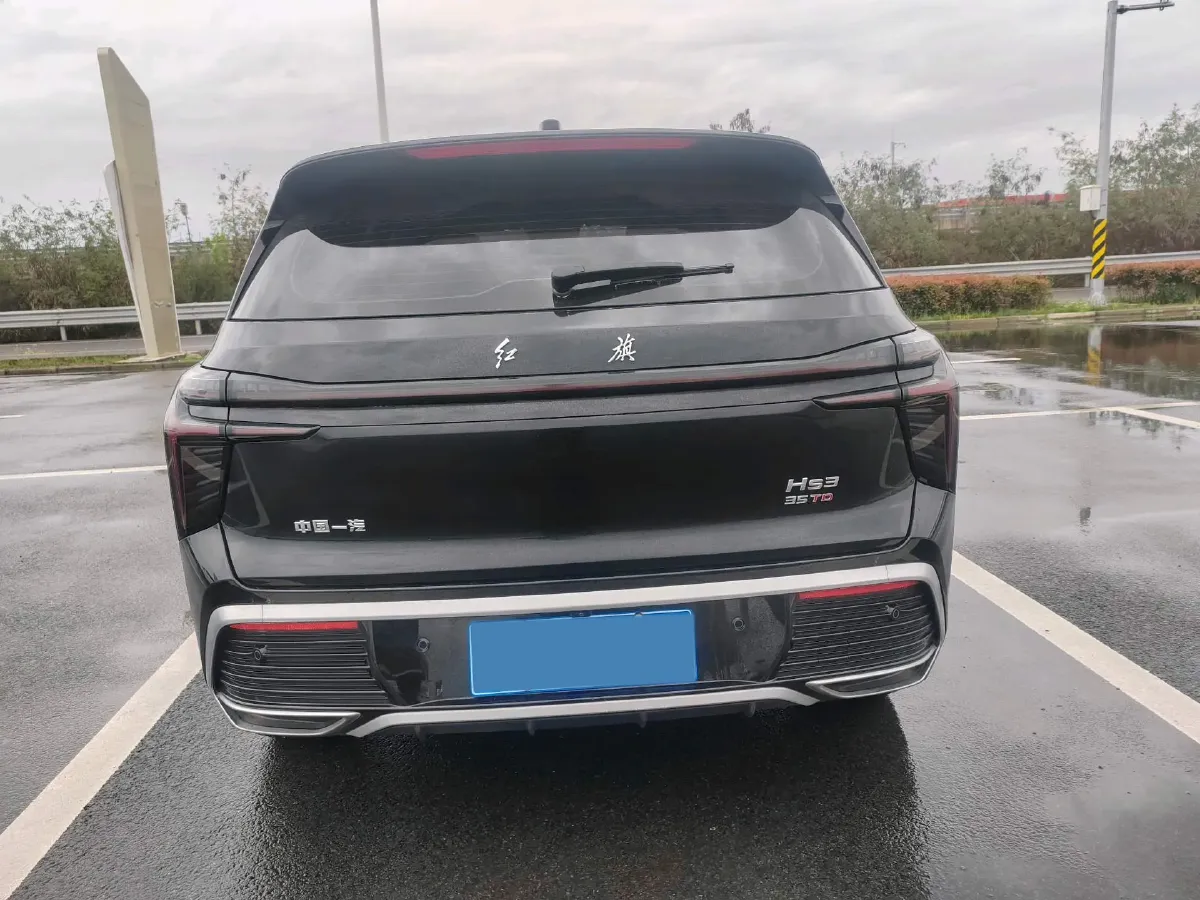 2024 HongQi HS3 1.5T 169HP L4 7DCT,autocango,china used car exporter,china ev exporter,chinese used car exporter,chinese used ev exporter