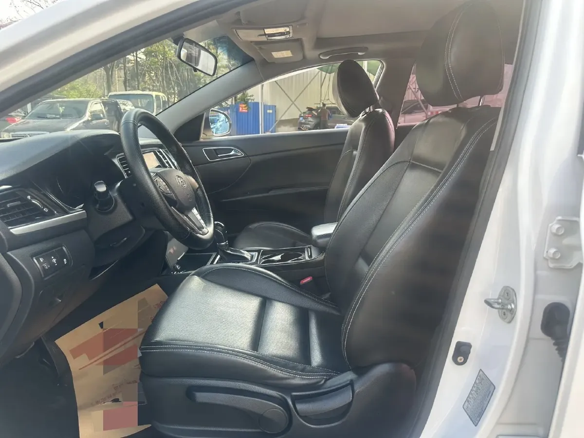 2017 Hyundai Mistra 1.6T 175HP L4 7DCT,autocango,china used car exporter,china ev exporter,chinese used car exporter,chinese used ev exporter