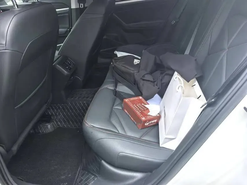 2024 Volkswagen Lavida 1.5T 160HP L4 7DCT,autocango,china used car exporter,china ev exporter,chinese used car exporter,chinese used ev exporter