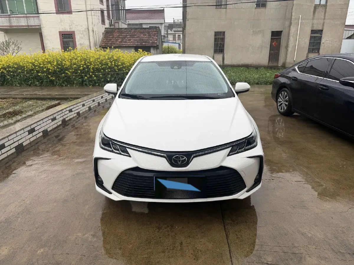 2021 Toyota Corolla 1.2T 116HP L4 CVT,autocango,china used car exporter,china ev exporter,chinese used car exporter,chinese used ev exporter
