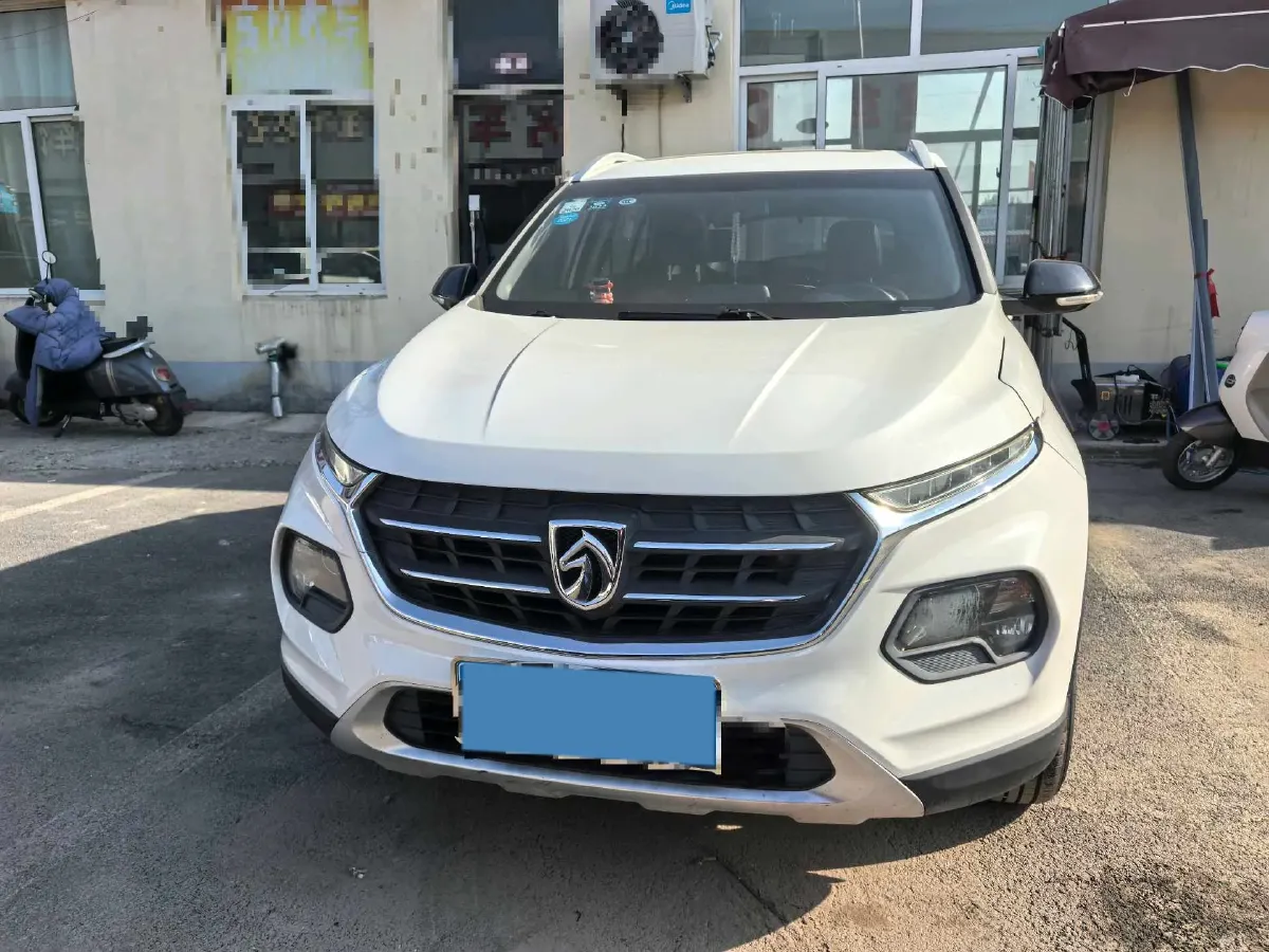 2017 HaiMa S5 Young Edition 1.6L 122HP L4 5MT,autocango,china used car exporter,china ev exporter,chinese used car exporter,chinese used ev exporter