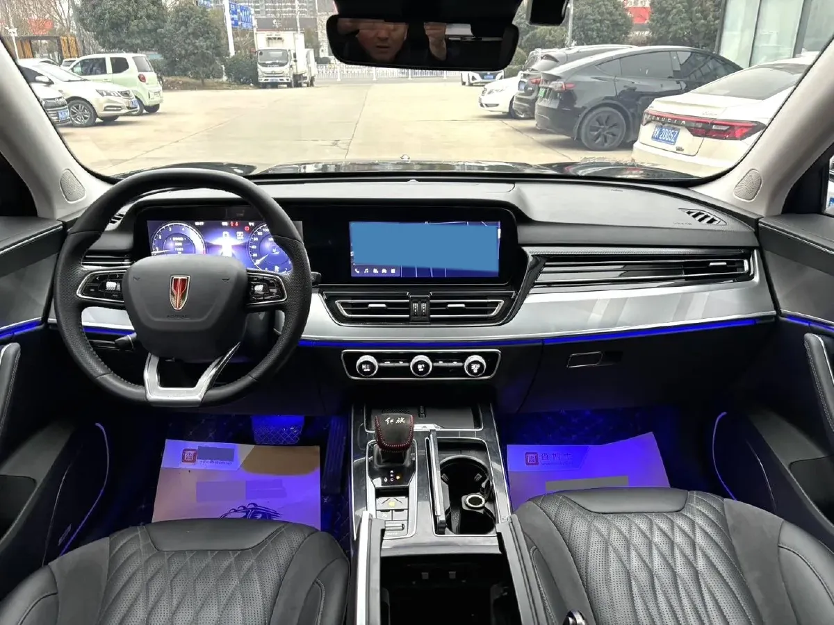 2023 HongQi HS5 2.0T 252HP L4 8AT,autocango,china used car exporter,china ev exporter,chinese used car exporter,chinese used ev exporter