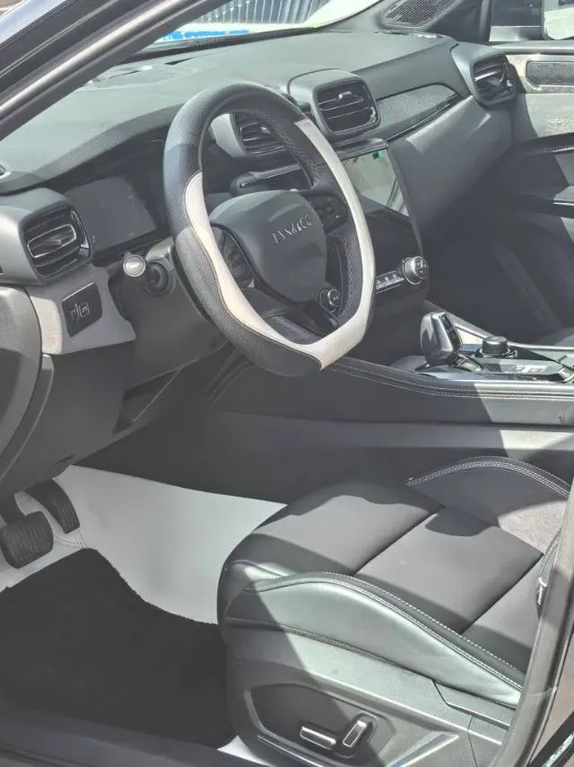 2022 LYNK&CO 02 Hatchback 2.0T 190HP L4 7DCT,autocango,china used car exporter,china ev exporter,chinese used car exporter,chinese used ev exporter