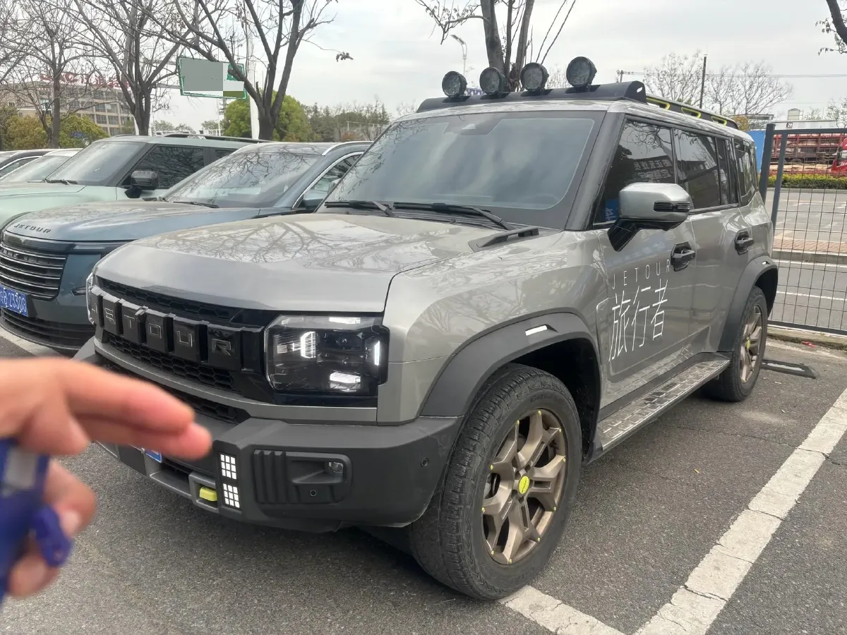 2023 Jetour Traveller 2.0T 254HP L4 8AT,autocango,china used car exporter,china ev exporter,chinese used car exporter,chinese used ev exporter