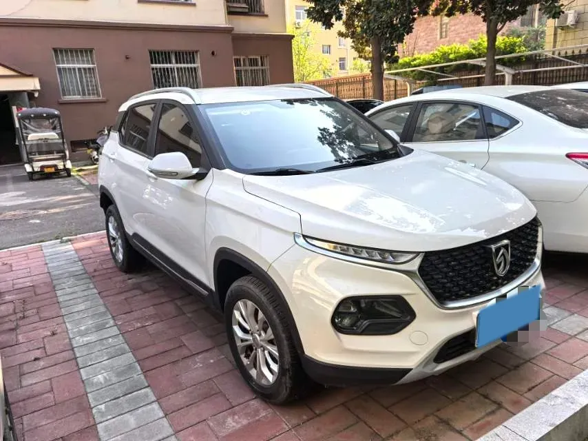 2019 WuLing HongGuang 1.5L 99HP L4 6MT,autocango,china used car exporter,china ev exporter,chinese used car exporter,chinese used ev exporter