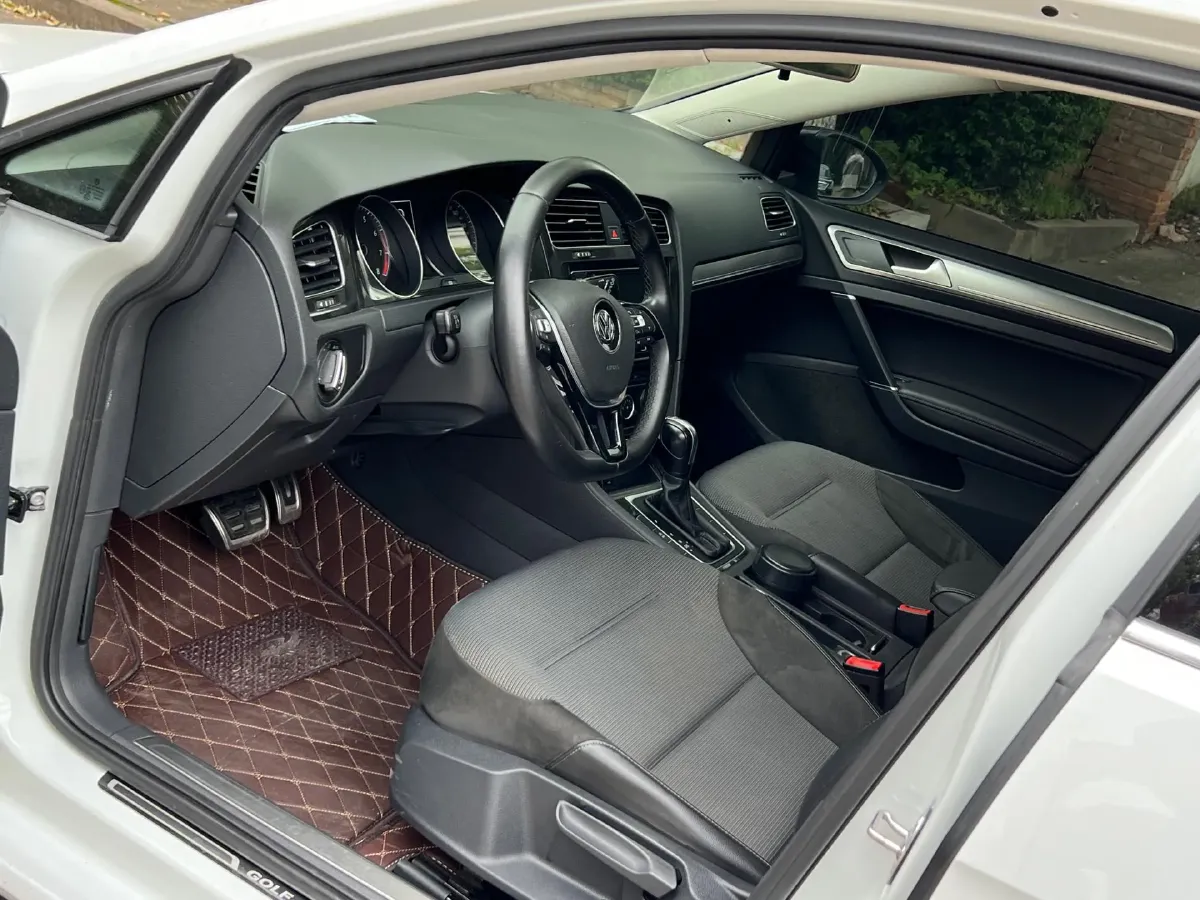 2018 Volkswagen Golf 1.4T 131HP L4 7DCT,autocango,china used car exporter,china ev exporter,chinese used car exporter,chinese used ev exporter