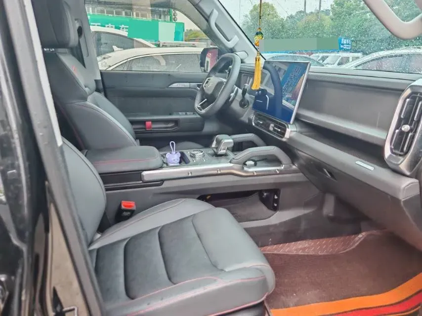 2023 Jetour Traveller 2.0T 254HP L4 7DCT,autocango,china used car exporter,china ev exporter,chinese used car exporter,chinese used ev exporter