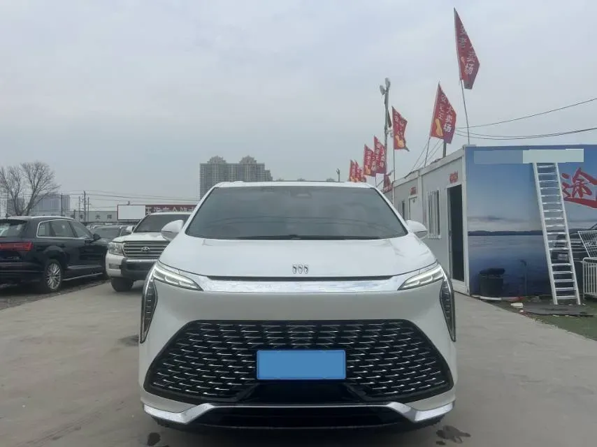2023 Buick Century 2.0T 237HP L4 9AT,autocango,china used car exporter,china ev exporter,chinese used car exporter,chinese used ev exporter