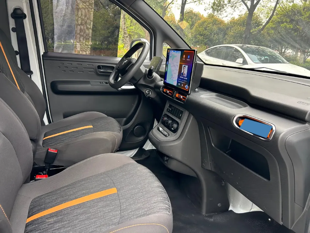 2024 Dongfeng YuFengEM27 BEV 41.86KWH,autocango,china used car exporter,china ev exporter,chinese used car exporter,chinese used ev exporter