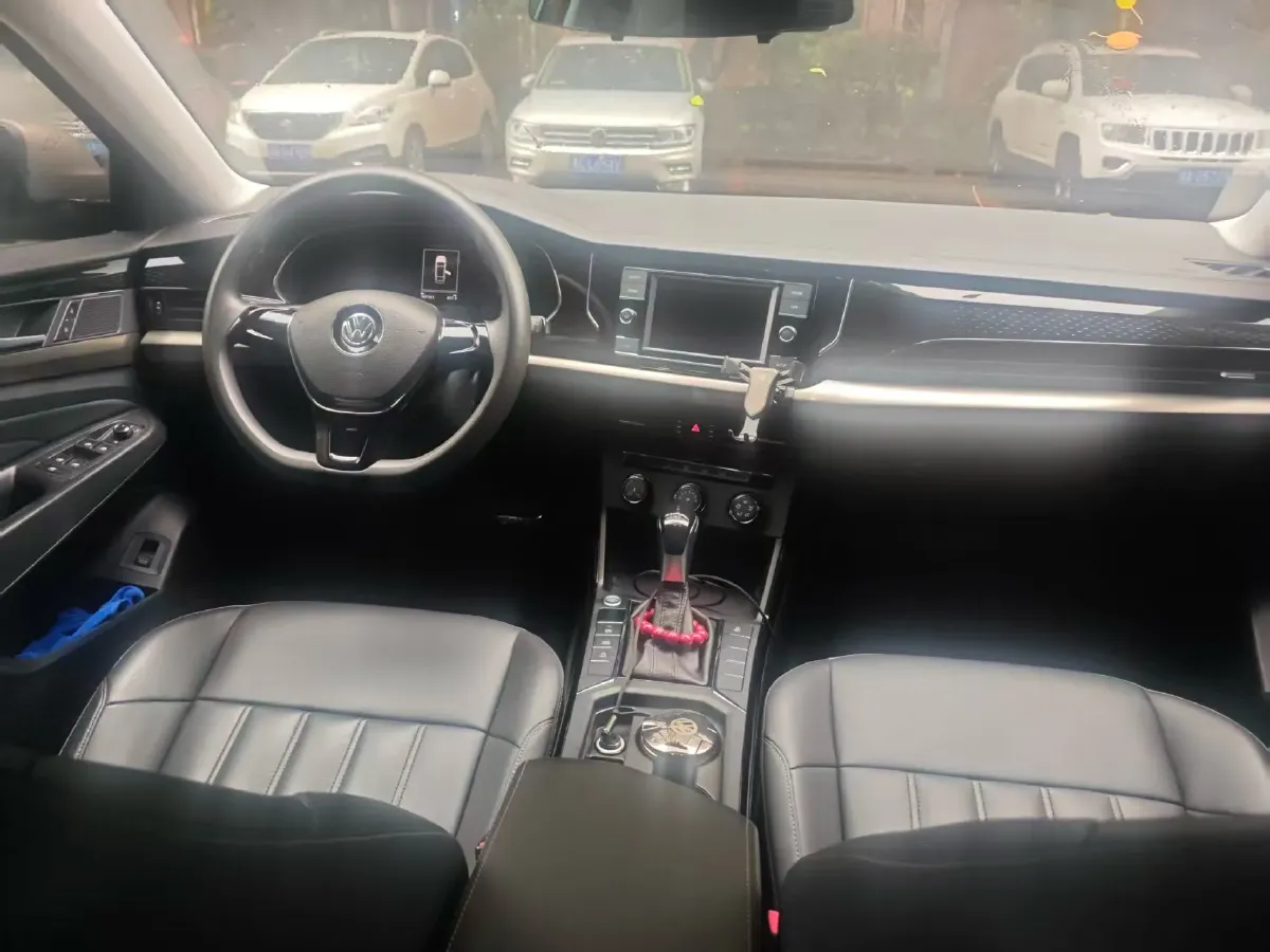 2019 Chevrolet Equinox 1.5T 180HP L4 6AT,autocango,china used car exporter,china ev exporter,chinese used car exporter,chinese used ev exporter