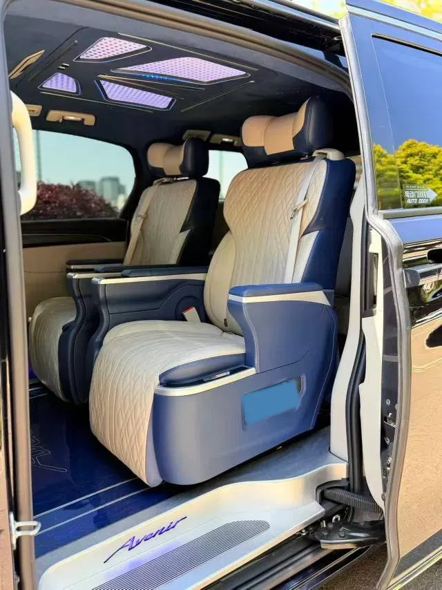 2023 Buick GL8 2.0T 237HP L4 9AT,autocango,china used car exporter,china ev exporter,chinese used car exporter,chinese used ev exporter