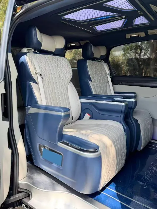 2023 Buick GL8 2.0T 237HP L4 9AT,autocango,china used car exporter,china ev exporter,chinese used car exporter,chinese used ev exporter