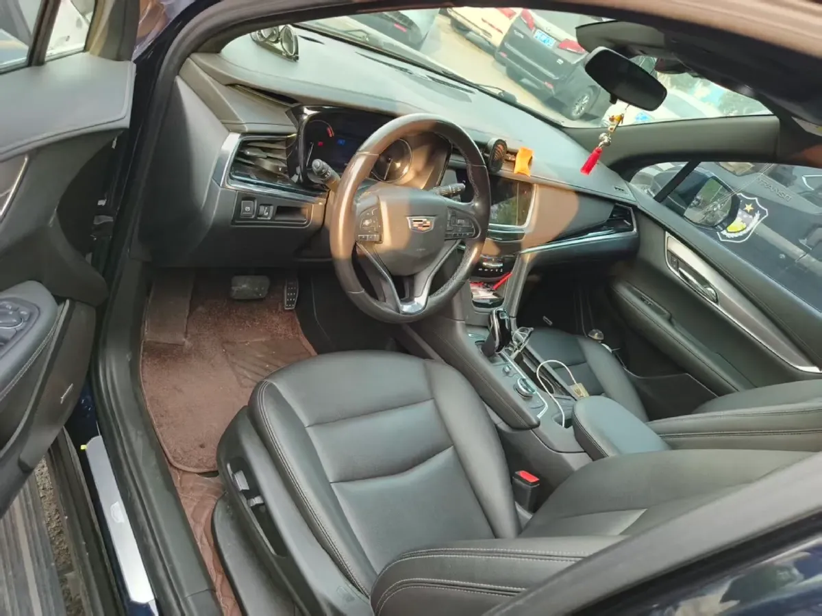 2021 Cadillac XT6 2.0T 237HP L4 9AT,autocango,china used car exporter,china ev exporter,chinese used car exporter,chinese used ev exporter