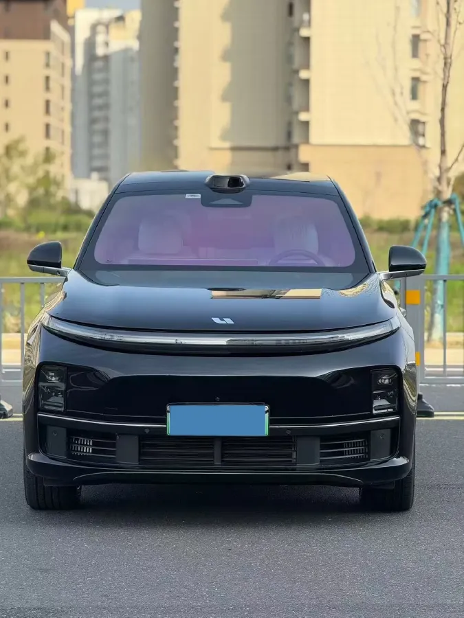 2024 Li L8 Range Extended 154HP REEV 42.8KWH,autocango,china used car exporter,china ev exporter,chinese used car exporter,chinese used ev exporter