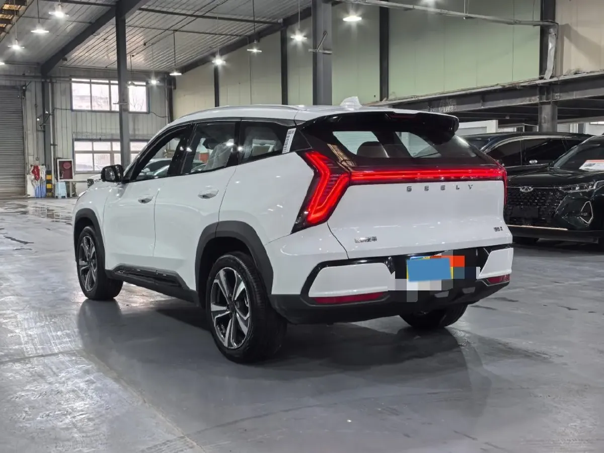 2025 Geely StarRay 1.5T 181HP L4 7DCT,autocango,china used car exporter,china ev exporter,chinese used car exporter,chinese used ev exporter