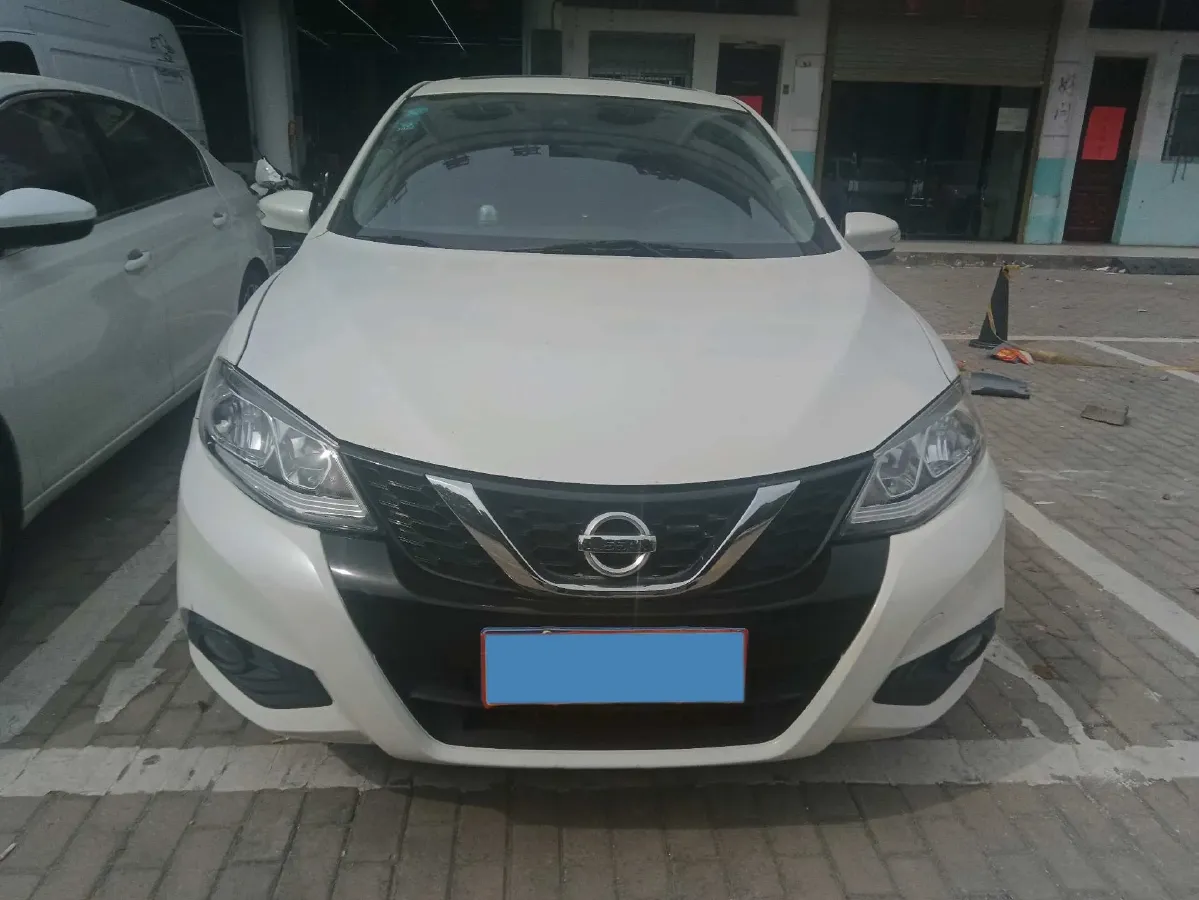 2021 Nissan Tiida 1.6L 122HP L4 CVT,autocango,china used car exporter,china ev exporter,chinese used car exporter,chinese used ev exporter
