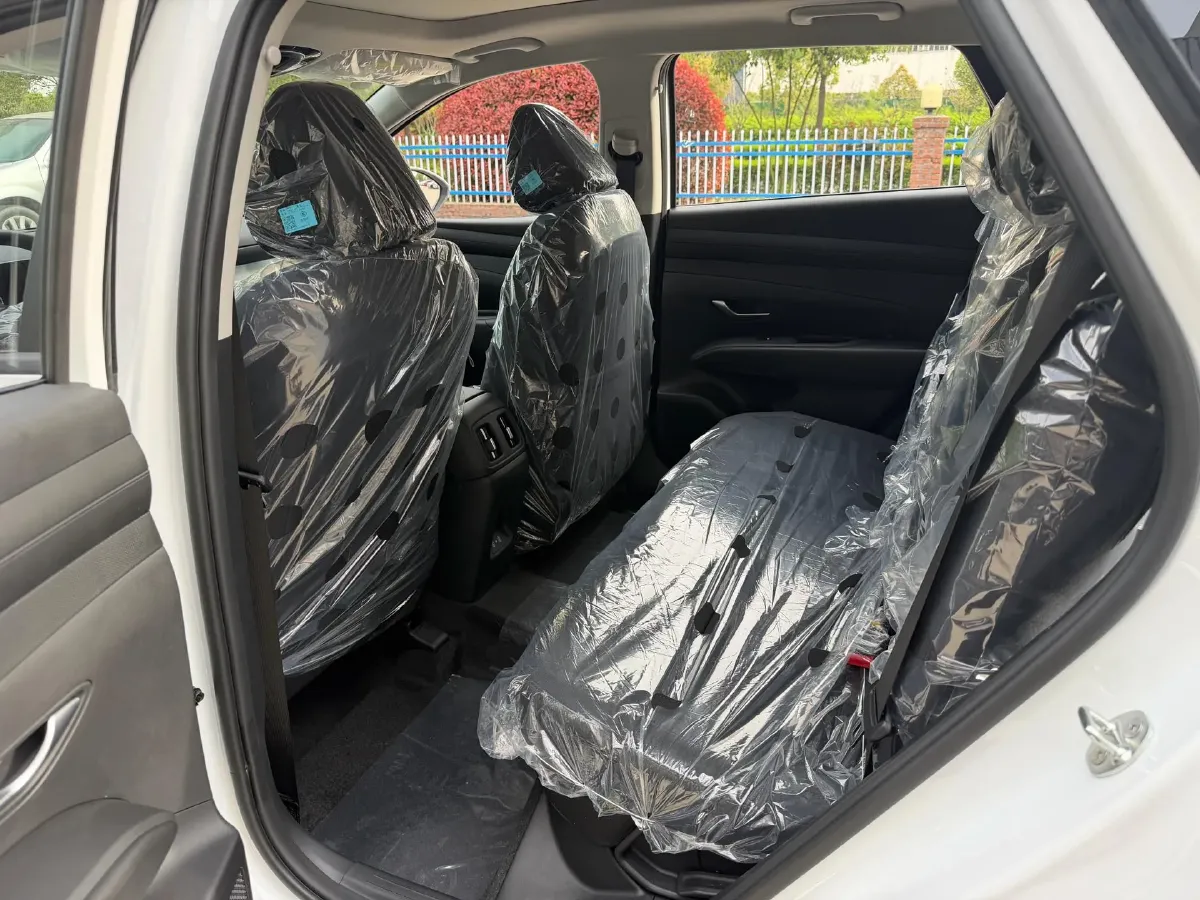 2025 Hyundai Tucson 1.5T 200HP L4 8AT,autocango,china used car exporter,china ev exporter,chinese used car exporter,chinese used ev exporter