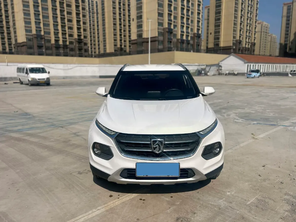 2018 BaoJun 360 1.5L 112HP L4 6MT,autocango,china used car exporter,china ev exporter,chinese used car exporter,chinese used ev exporter
