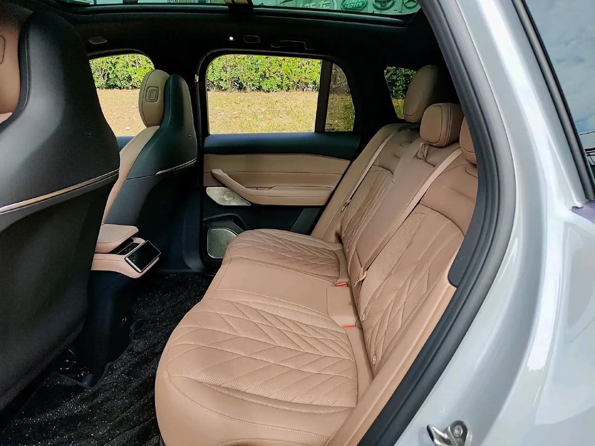 2025 Ford TransitT8 2.3T 174HP L4 8AT,autocango,china used car exporter,china ev exporter,chinese used car exporter,chinese used ev exporter