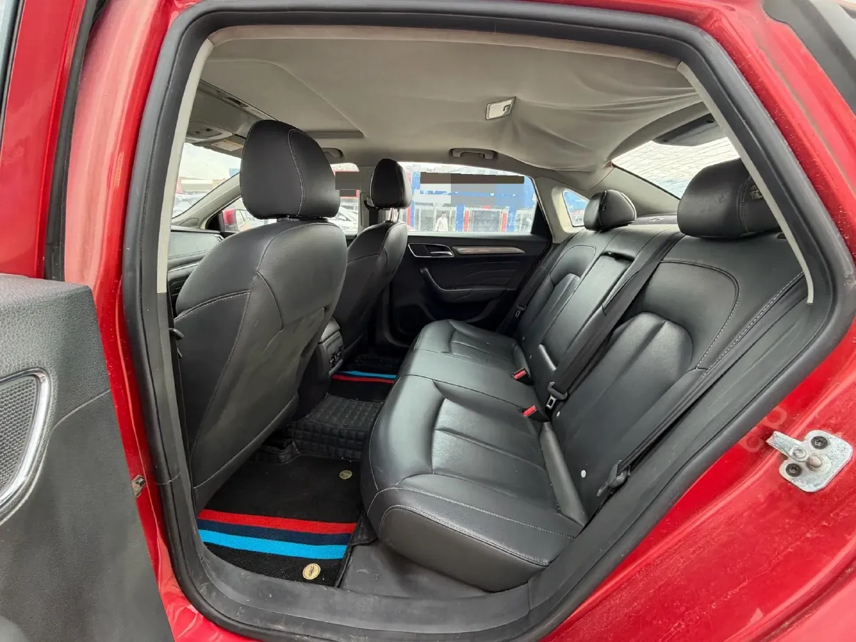 2018 Roewe i6 1.5T 169HP L4 7DCT,autocango,china used car exporter,china ev exporter,chinese used car exporter,chinese used ev exporter