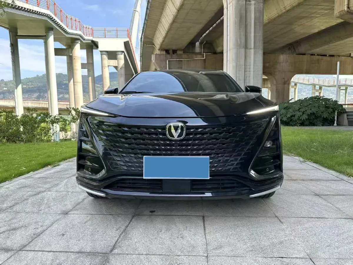 2023 ChangAn UNI-T 1.5T 188HP L4 7DCT,autocango,china used car exporter,china ev exporter,chinese used car exporter,chinese used ev exporter