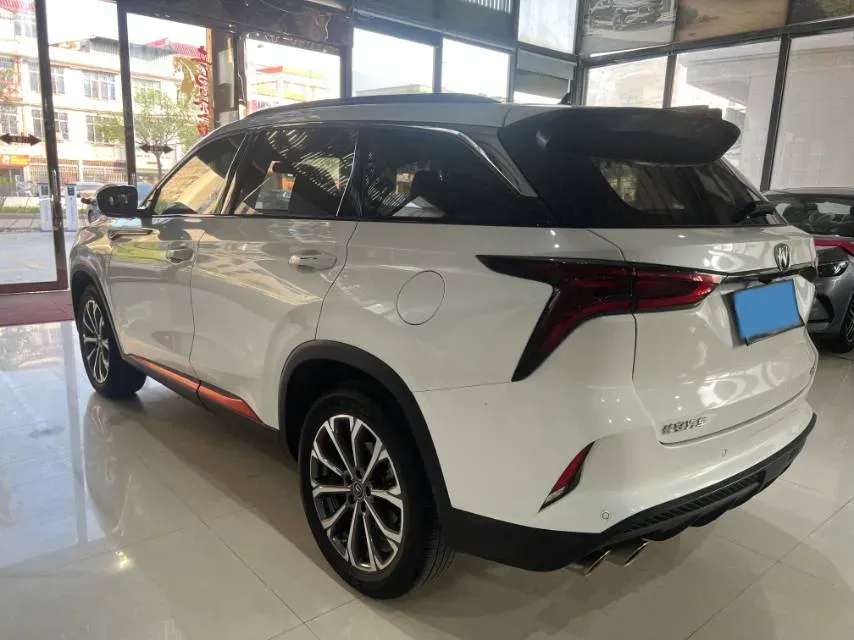 2021 ChangAn CS75 Plus 2.0T 233HP L4 8AT,autocango,china used car exporter,china ev exporter,chinese used car exporter,chinese used ev exporter