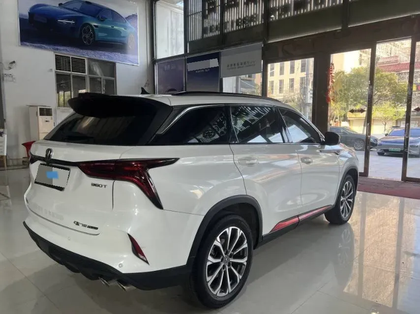 2021 ChangAn CS75 Plus 2.0T 233HP L4 8AT,autocango,china used car exporter,china ev exporter,chinese used car exporter,chinese used ev exporter