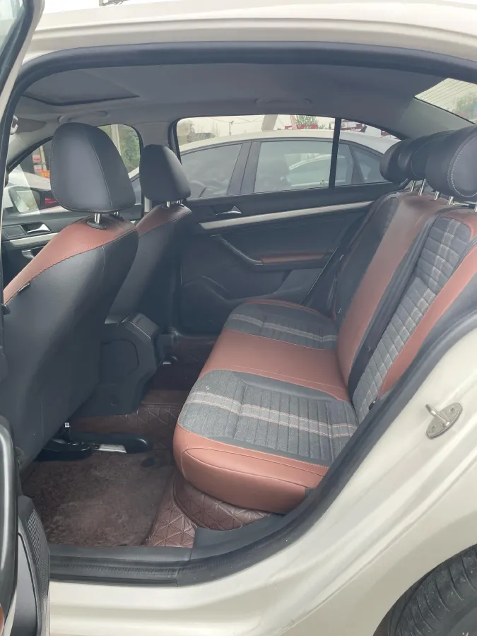 2019 Citroen C4L 1.2T 136HP L3 6AT,autocango,china used car exporter,china ev exporter,chinese used car exporter,chinese used ev exporter