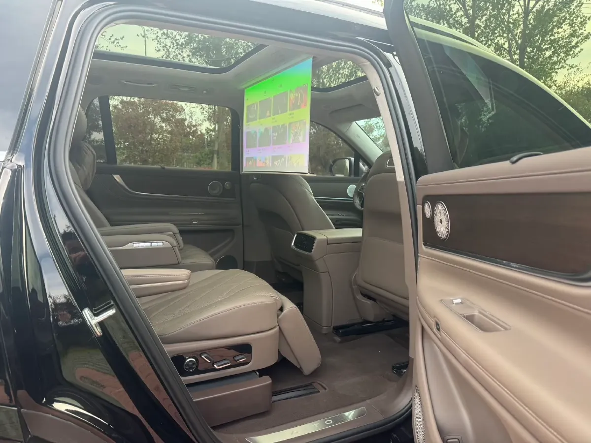 2024 AITO AITO M9 1.5T 152HP L4 REEV 42KWH,autocango,china used car exporter,china ev exporter,chinese used car exporter,chinese used ev exporter