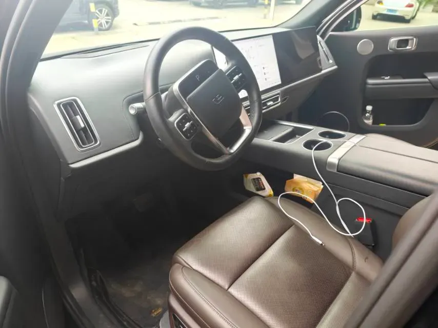 2023 Li L9 Range Extended 154HP REEV 42.6KWH,autocango,china used car exporter,china ev exporter,chinese used car exporter,chinese used ev exporter