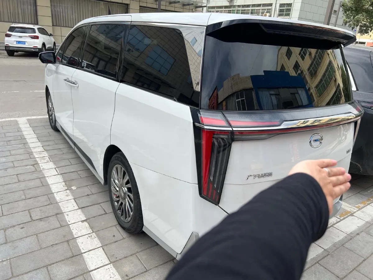 2023 GAC Trumpchi M8 2.0T 252HP L4 8AT,autocango,china used car exporter,china ev exporter,chinese used car exporter,chinese used ev exporter