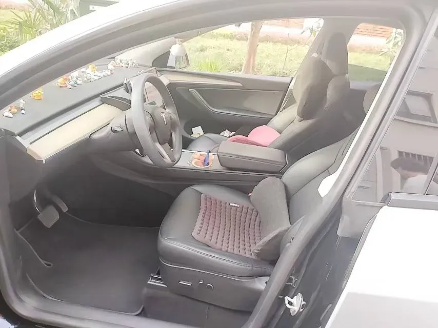 2022 Tesla Model Y BEV 60KWH,autocango,china used car exporter,china ev exporter,chinese used car exporter,chinese used ev exporter