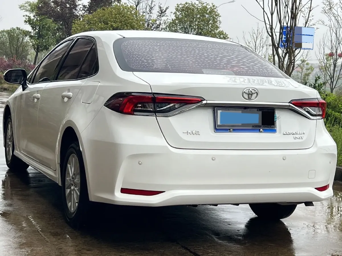 2021 Toyota Corolla 1.2T 116HP L4 CVT,autocango,china used car exporter,china ev exporter,chinese used car exporter,chinese used ev exporter