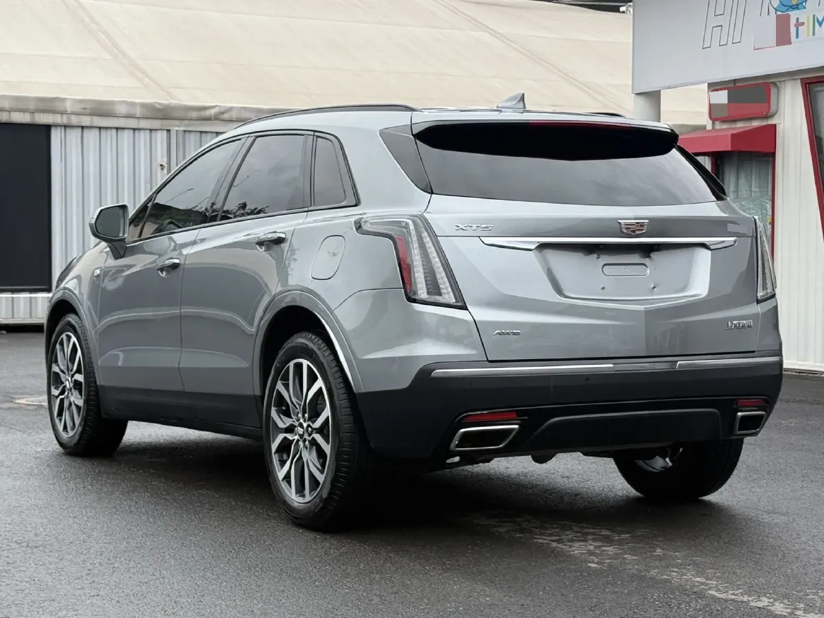2022 Cadillac XT5 2.0T 237HP L4 9AT,autocango,china used car exporter,china ev exporter,chinese used car exporter,chinese used ev exporter