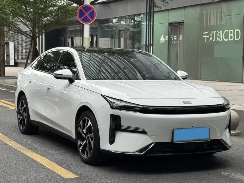 2023 Geely Galaxy L6 1.5T 163HP L4 3DHT PHEV,autocango,china used car exporter,china ev exporter,chinese used car exporter,chinese used ev exporter