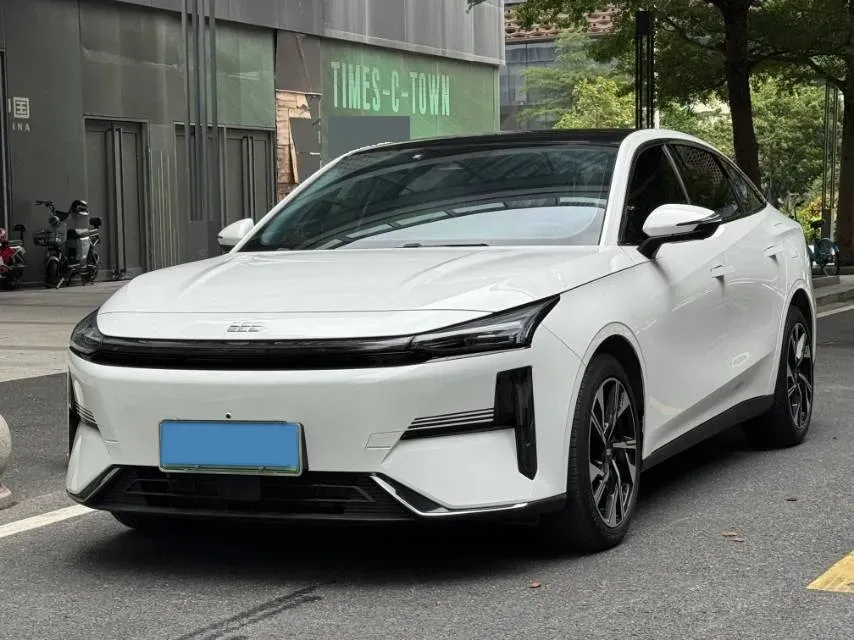 2023 Geely Galaxy L6 1.5T 163HP L4 3DHT PHEV,autocango,china used car exporter,china ev exporter,chinese used car exporter,chinese used ev exporter