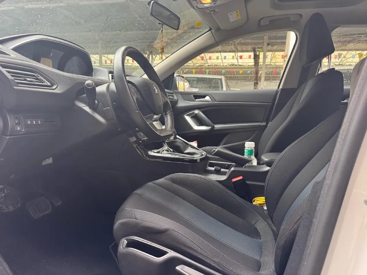 2019 Peugeot 308 1.2T 136HP L3 6AT,autocango,china used car exporter,china ev exporter,chinese used car exporter,chinese used ev exporter