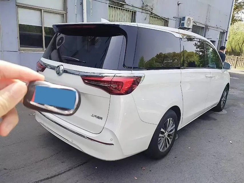 2020 Buick GL8 2.0T 237HP L4 9AT,autocango,china used car exporter,china ev exporter,chinese used car exporter,chinese used ev exporter